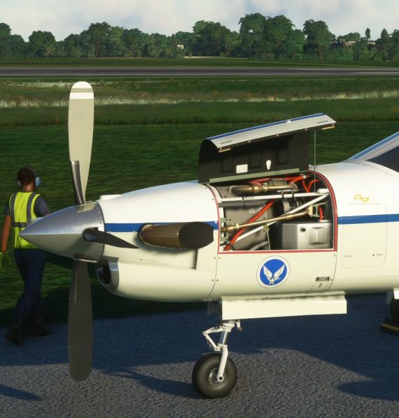 Fichier:TBM850 capot-G 02.jpg